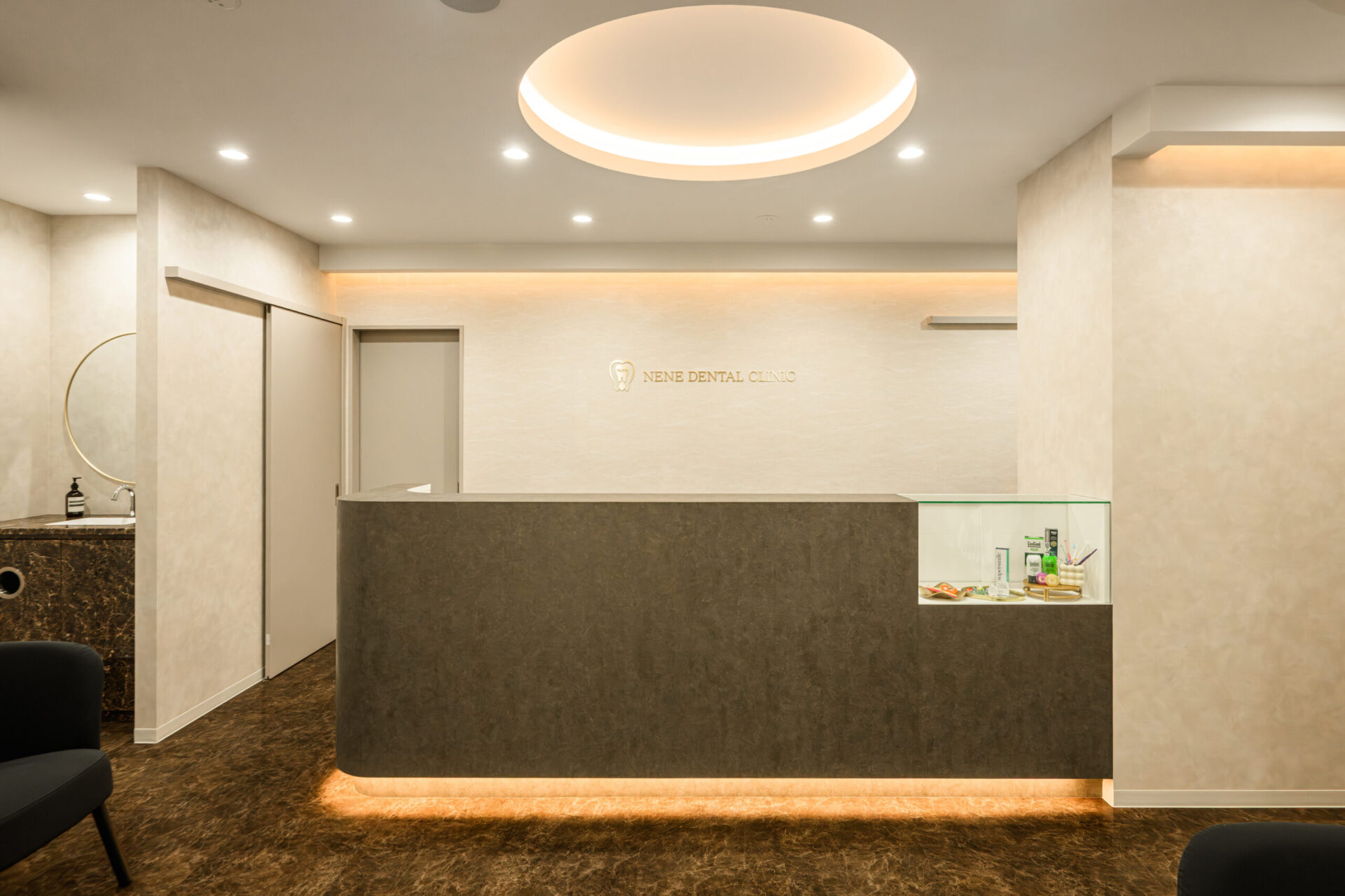 メインビジュアル01（PC）